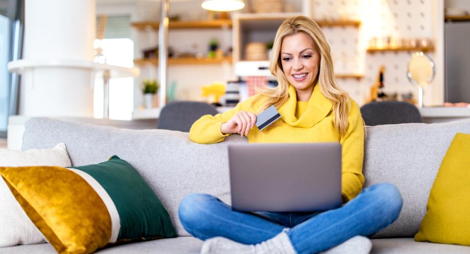 Creating a Strong Online Brand Presence with Social Media