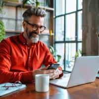 Creating a Cohesive Brand Identity with Social Media and Website Builders