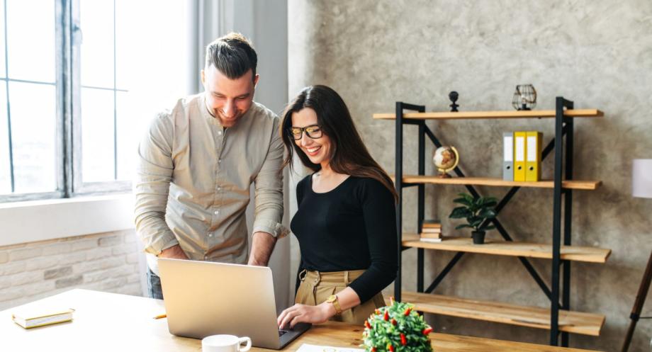 Optimizing Your Social Media Marketing Efforts with Backoffice Tools