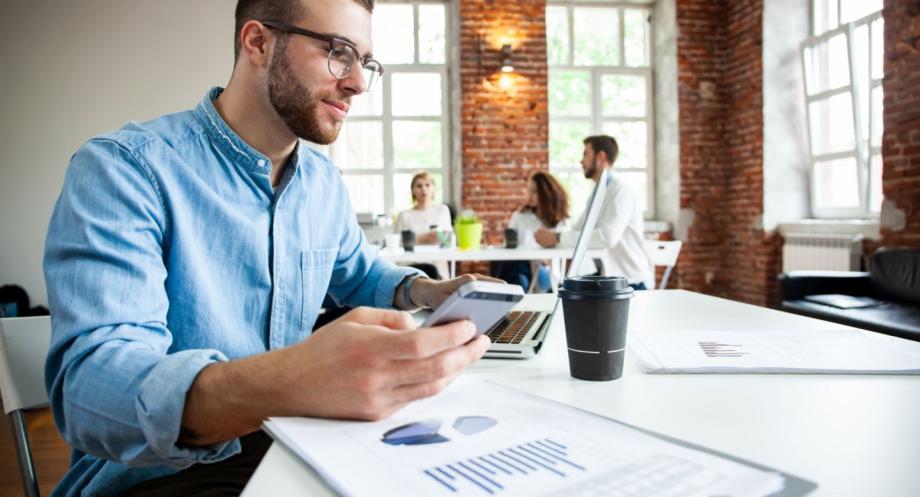 Influencing Purchase Decisions: Using Social Media Tools to Build Brand Authority