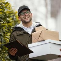 The Ultimate Guide to Selling Online with Social Media Tools