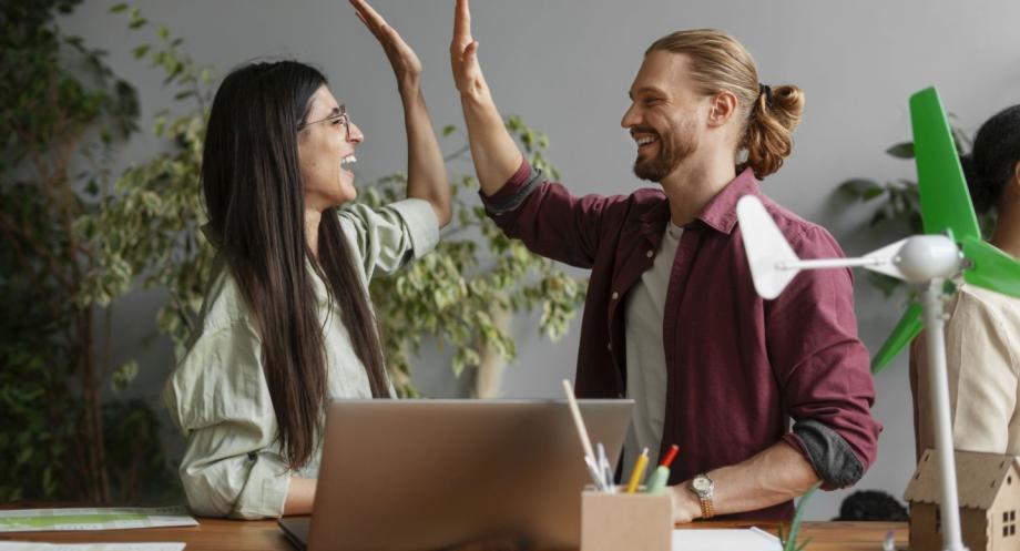 10 Ways a Free Website Builder Can Skyrocket Your Online Presence