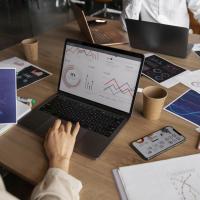 7 Ways to Drive Traffic to Your Website with Free Website Builder