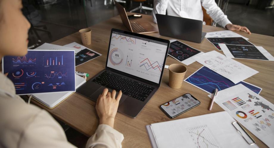 7 Ways to Drive Traffic to Your Website with Free Website Builder
