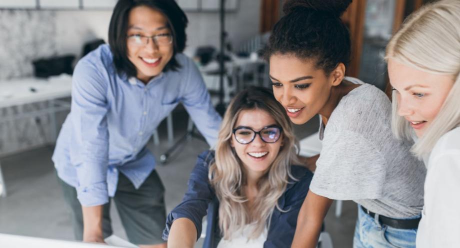10 Creative Ways to Promote Your Business with Social Media Tools