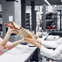 The Link Between Free Website Builders and Customer Retention