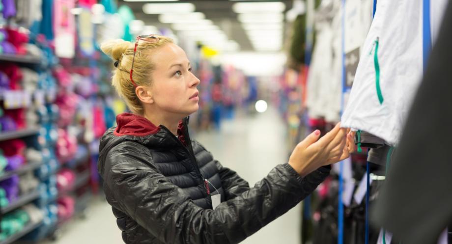 Increasing Customer Engagement through Social Media Tools in Shop Management