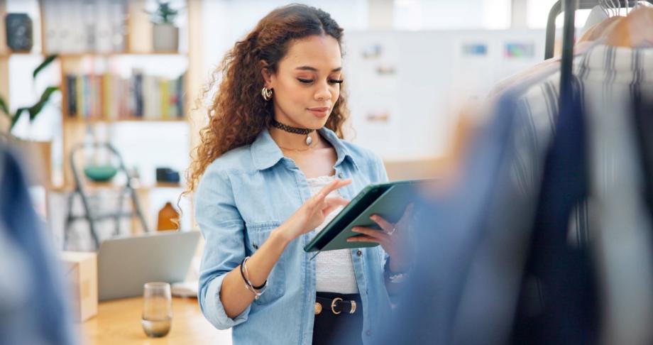 Maximizing Sales Opportunities with eCommerce Tools in Shop Management