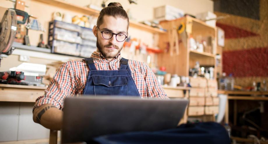 Creating a Seamless Shopping Experience with eCommerce Tools