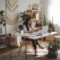 Building a Strong Online Community with Social Media Tools