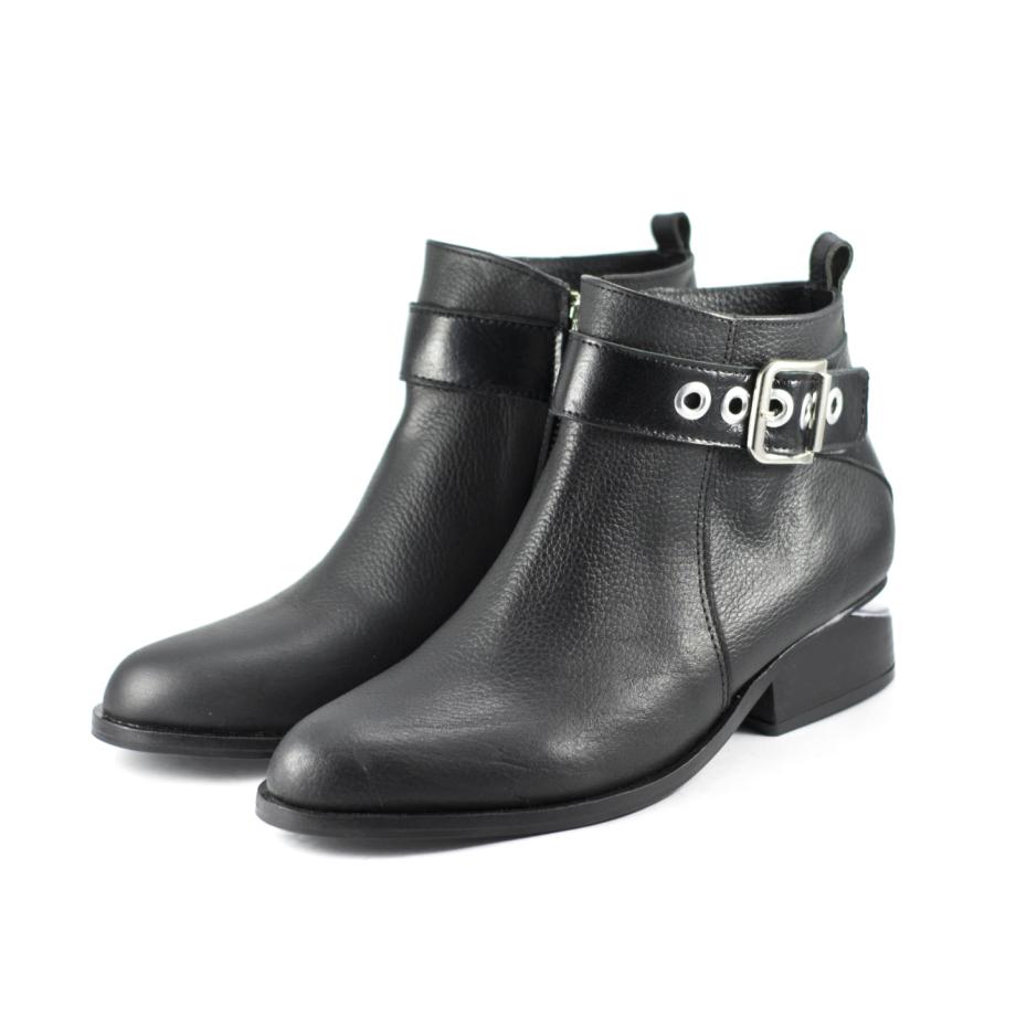 Example Casual product 4